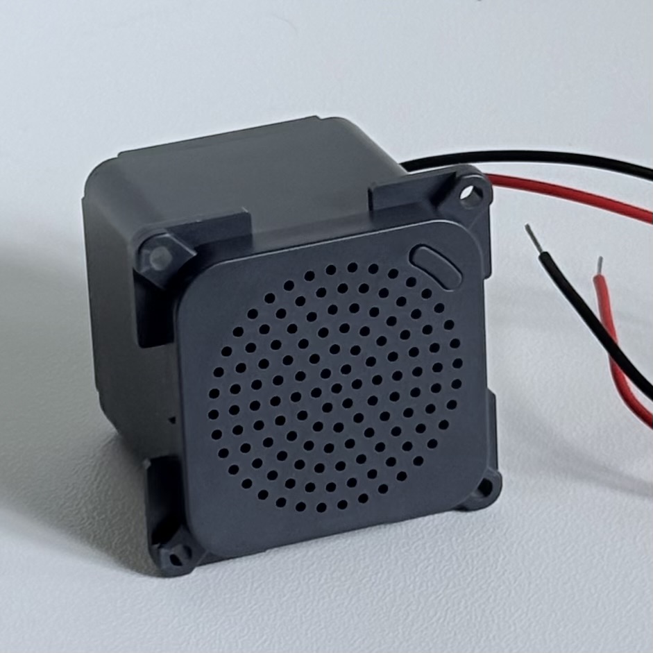 Wireless speakers in a Classic Land Rover